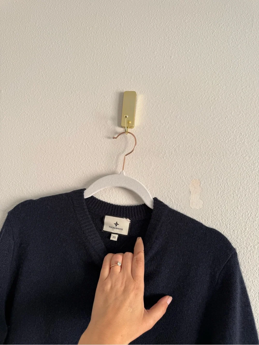 Tuckernuck Navy Cashmere Crewneck Sweater Women’s Sz XS
